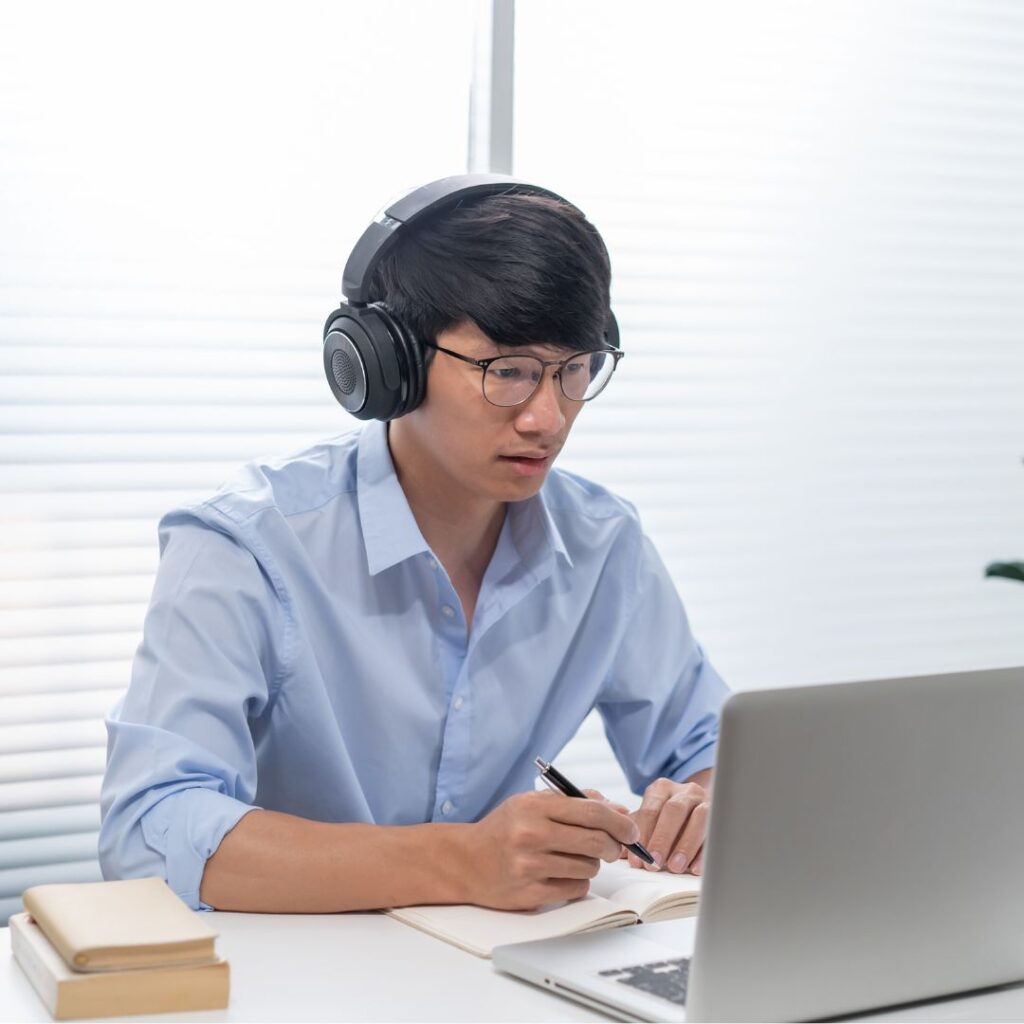 karyawan profesional era digital