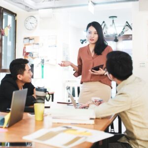 Public Speaking profesional meningkatkan kepercayaan diri dan komunikasi