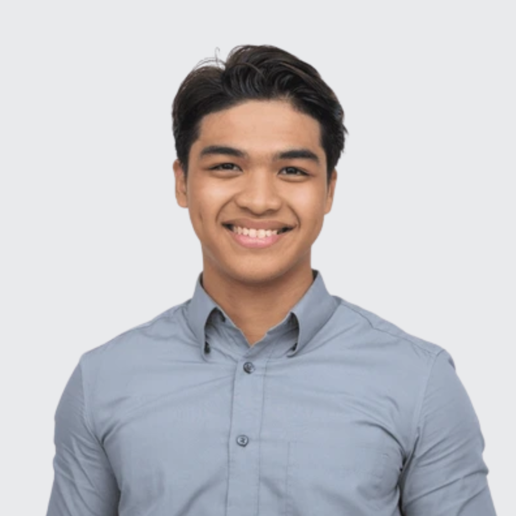 Radit Awaludin, S.Hum.